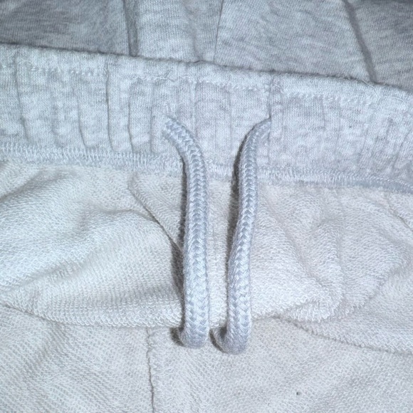 No Boundaries Gray Lounge Shorts Women’s Medium Elastic Waist Cozy Casual - Picture 10 of 11